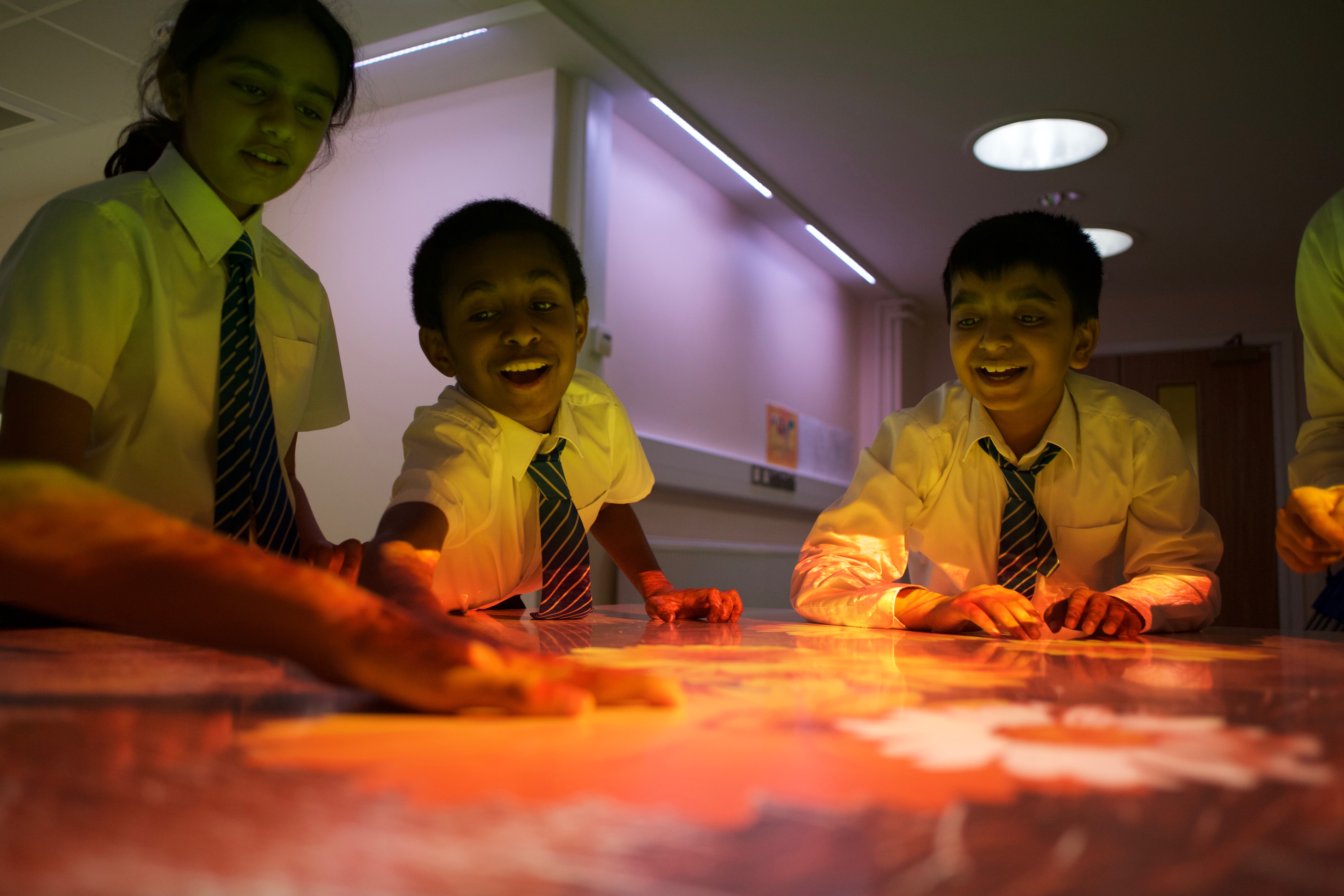 omiRoom immersive classroom session